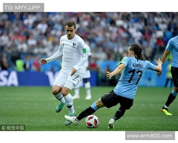 足球明星瞬间绽放光芒的精彩时刻回顾与感动瞬间合集