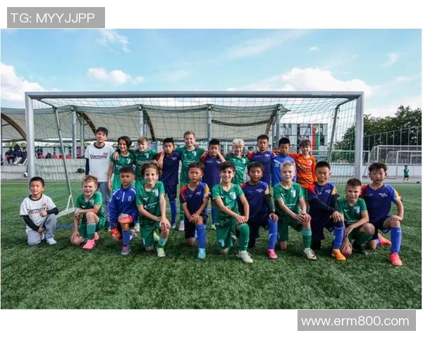 麦吉丽足球明星助力青少年足球发展与梦想追逐之路